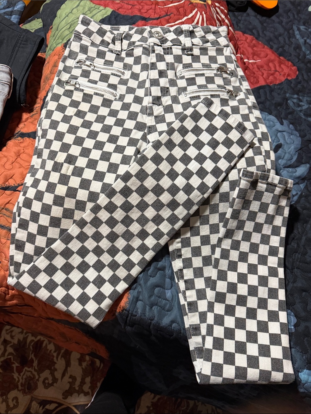 Checkerboard jeans size 25 with 27” inseam. Reposhing, never wore them.